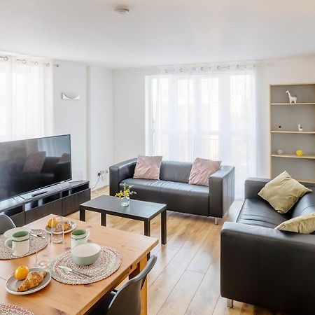 Appartamento The Bright Flat In Whitechapel Londra Esterno foto