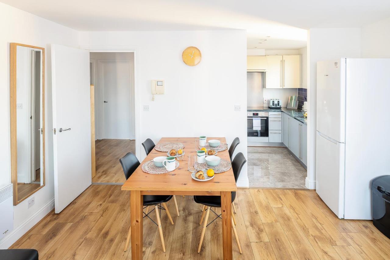 Appartamento The Bright Flat In Whitechapel Londra Esterno foto