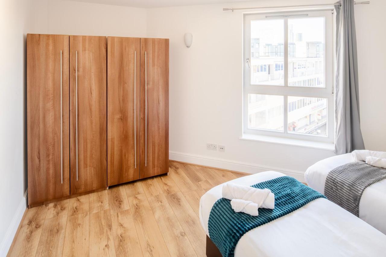 Appartamento The Bright Flat In Whitechapel Londra Esterno foto