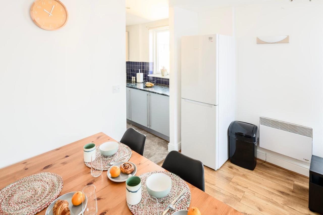 Appartamento The Bright Flat In Whitechapel Londra Esterno foto